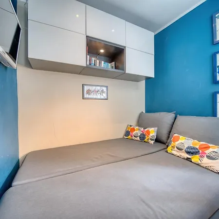 - Haus H, App 0h0302 Apartment